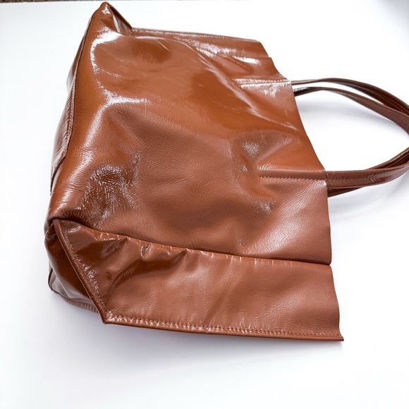 Ampersand As Apostrophe Brown Shiny Patent Leather Tote Bag - Picture 3 of 10